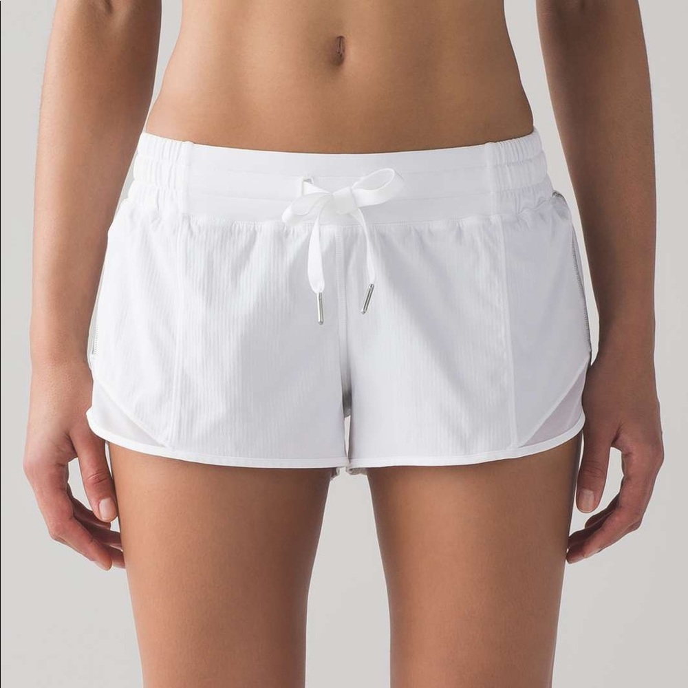 white original lululemon hotty hot shorts 2.5in